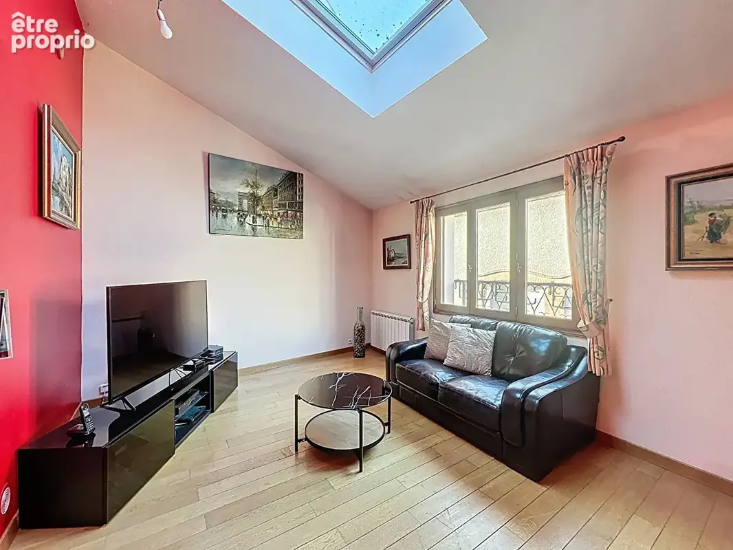 Maison de vigneron de 215 m²  volumes généreux et fort potentiel - photo 11