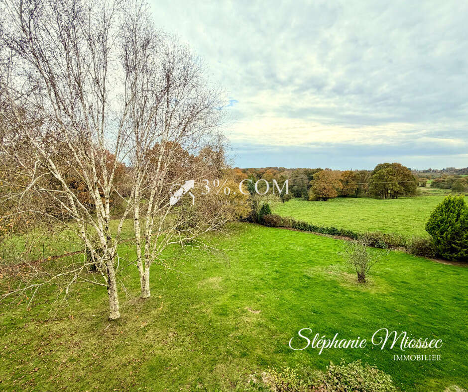 Maison à SAINT-VRAN