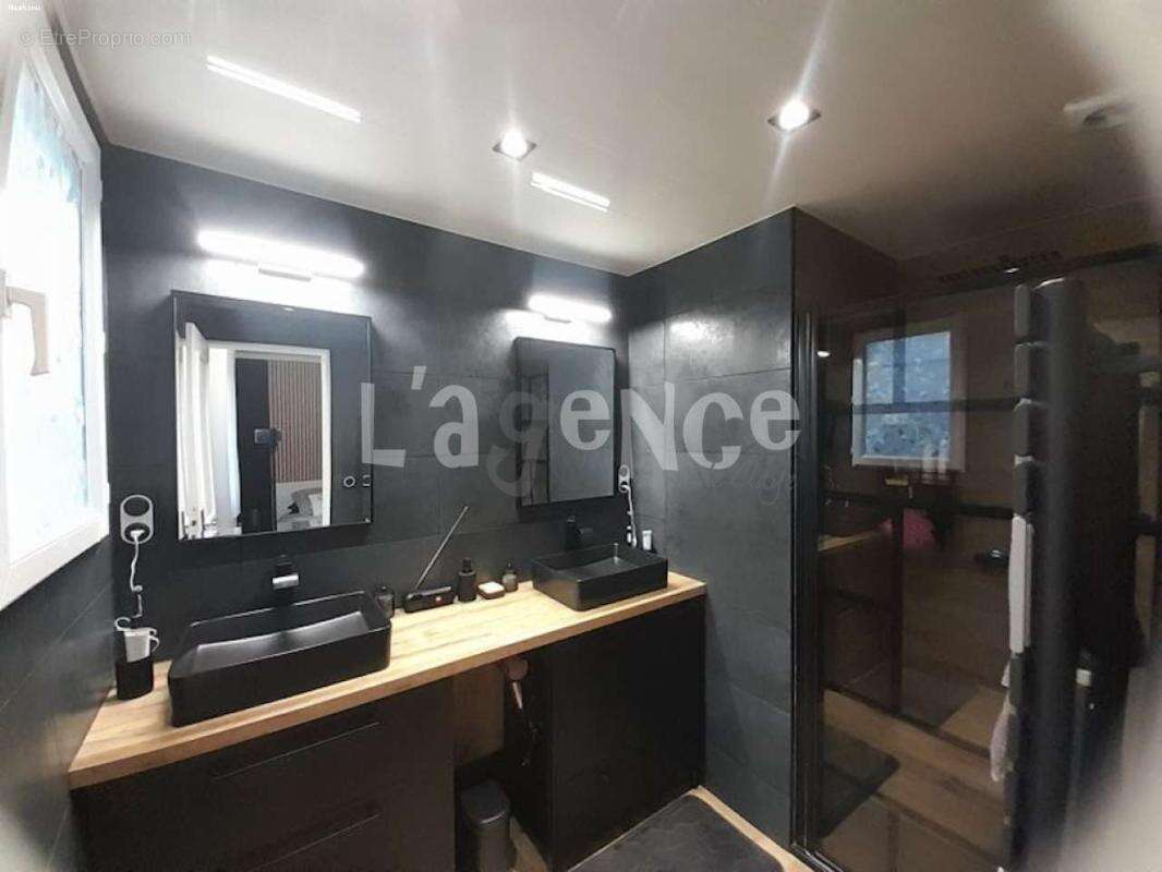 Maison à CLAYE-SOUILLY