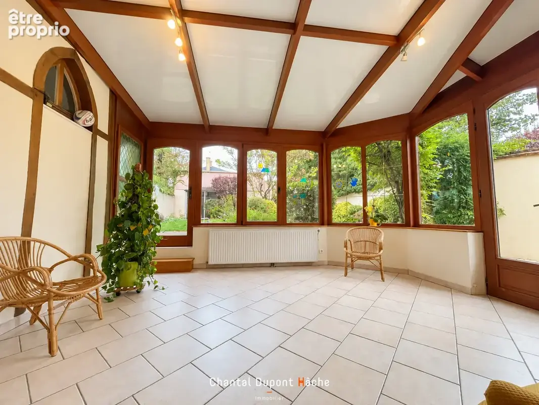 CHARTRES MAUNOURY - Maison de caractère avec jardin et dépendance de 80m2 (professionnelle ou maison d'amis) - photo 7