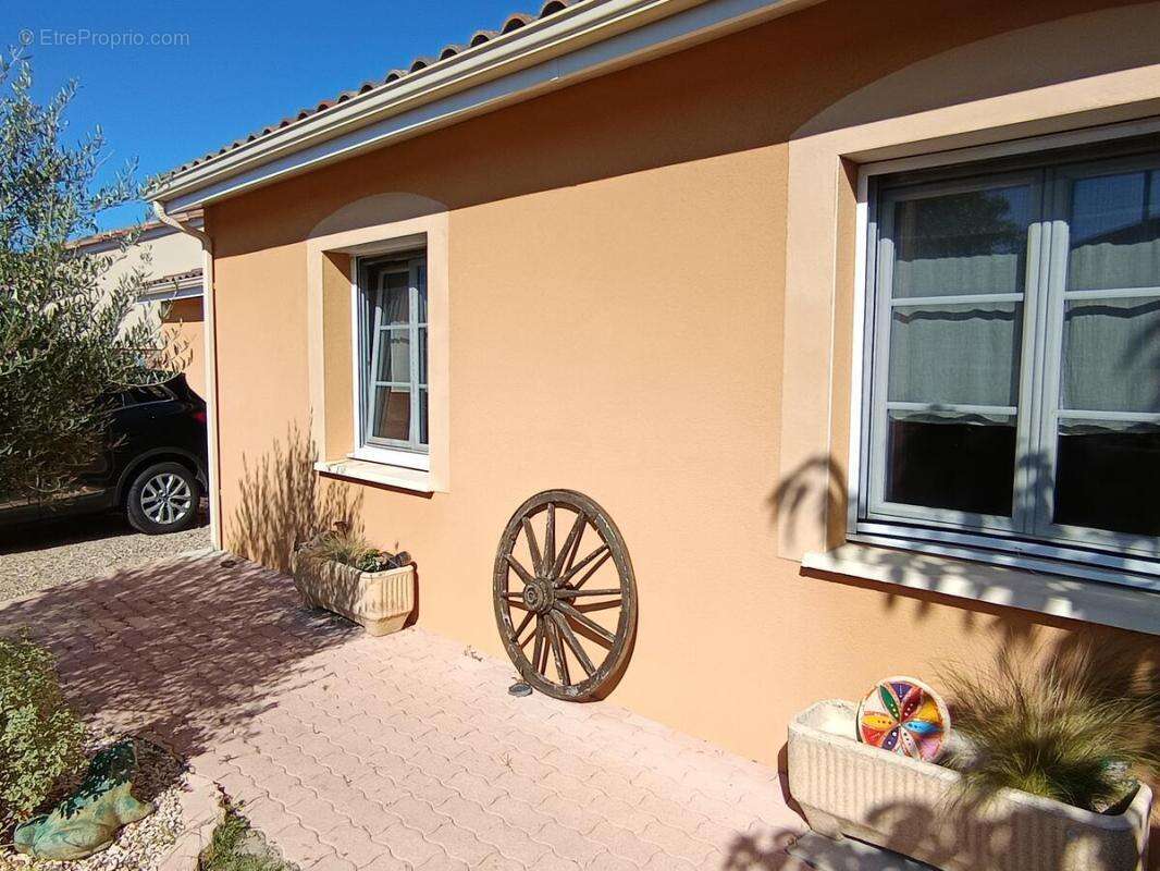 Maison à SAINT-SEURIN-SUR-L&#039;ISLE