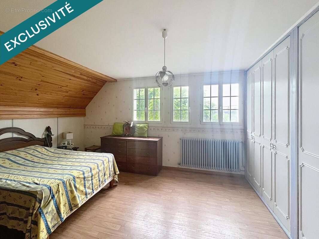 Photo 8 - Maison à ESSERTENNE-ET-CECEY