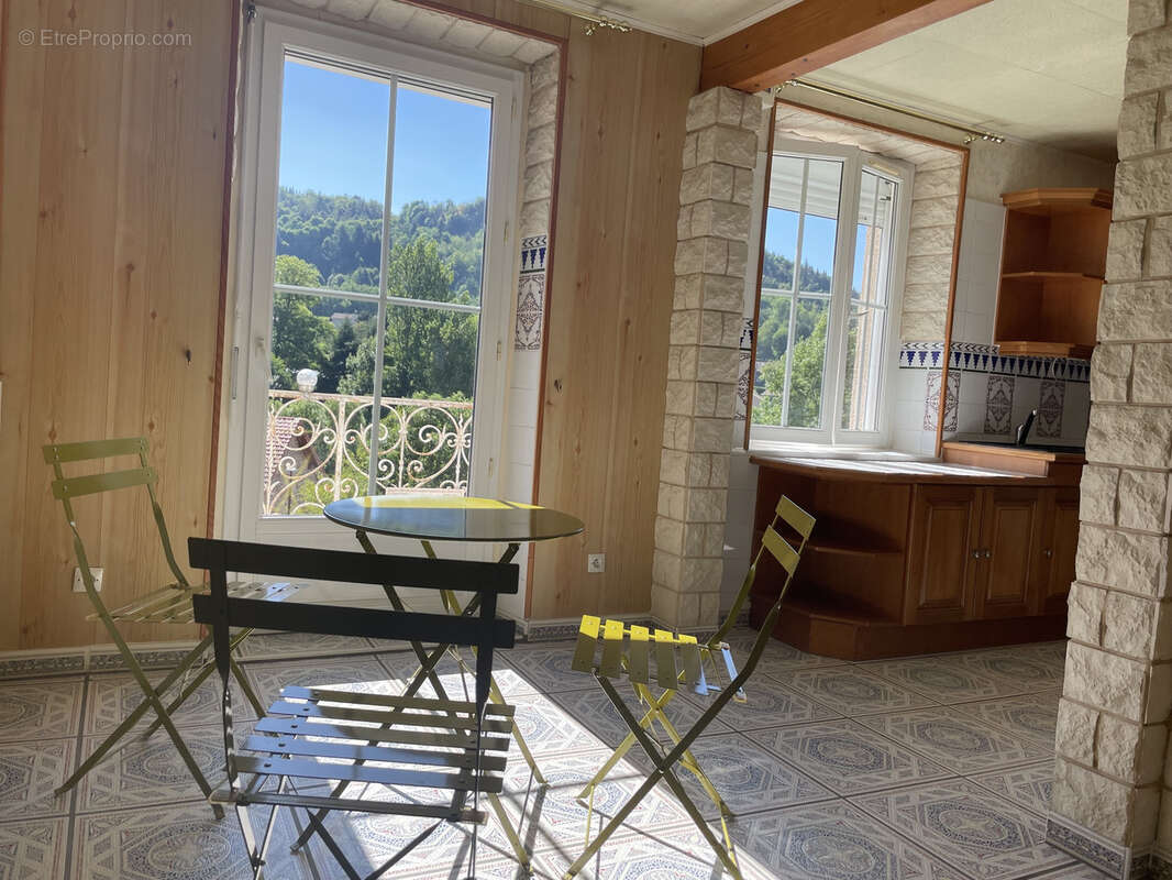 Grande maison avec beaucoup de cachet - photo 7
