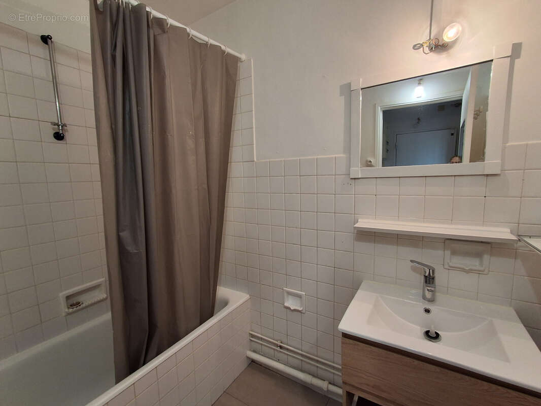 Appartement à SAINT-MAUR-DES-FOSSES