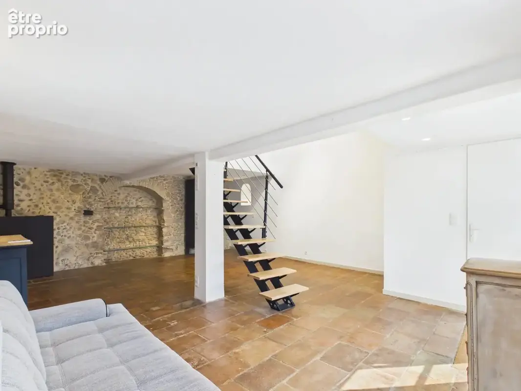 Maison de village - 2 pièces - 70 m² - Haut-de-Cagnes - photo 4