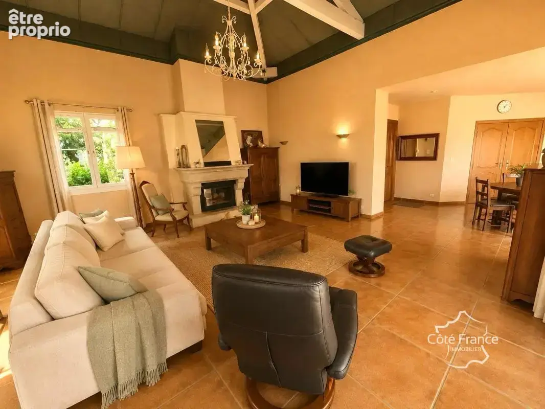 Villa d'exception 5 pièces   145 m2 avec vue panoramique sur - photo 6