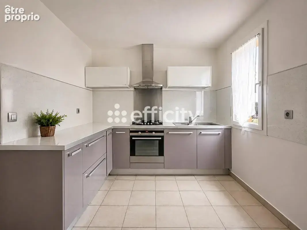 Maison 85 m² à Gardanne  - photo 6