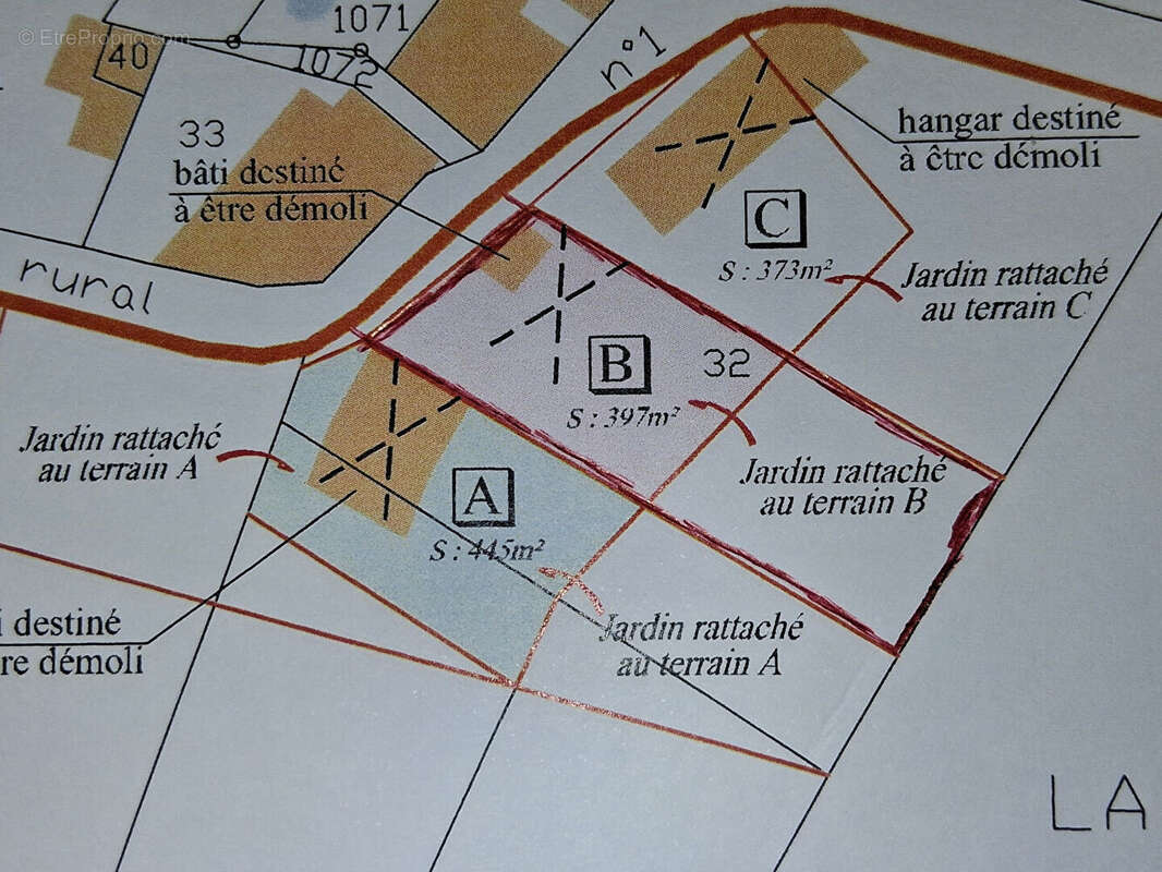 Terrain à LA GRIPPERIE-SAINT-SYMPHORIEN