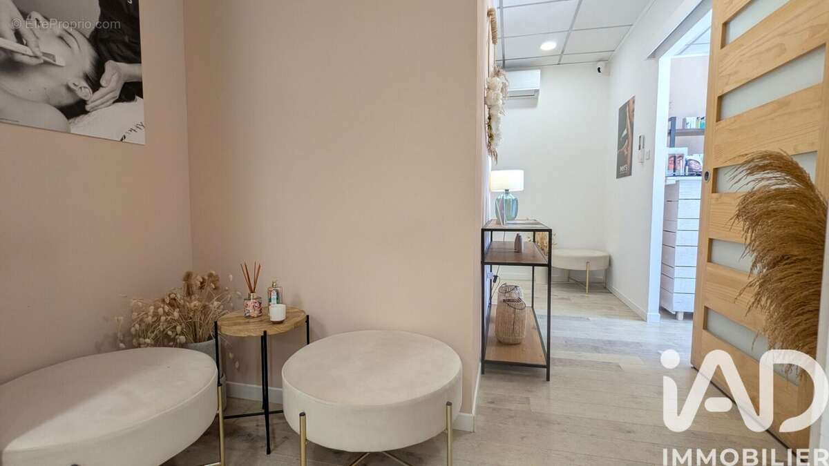 Commerce 75 m² à Sorgues  - photo 5