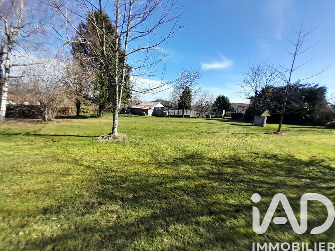 Photo 3 - Terrain à LIMOGES