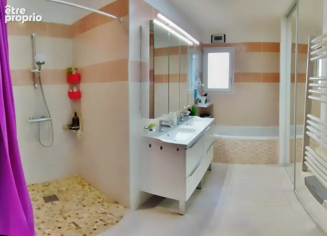 Situation idéale entre Nîmes et Alès, Propriété de 2 villas, 2 garages, atelier - photo 9