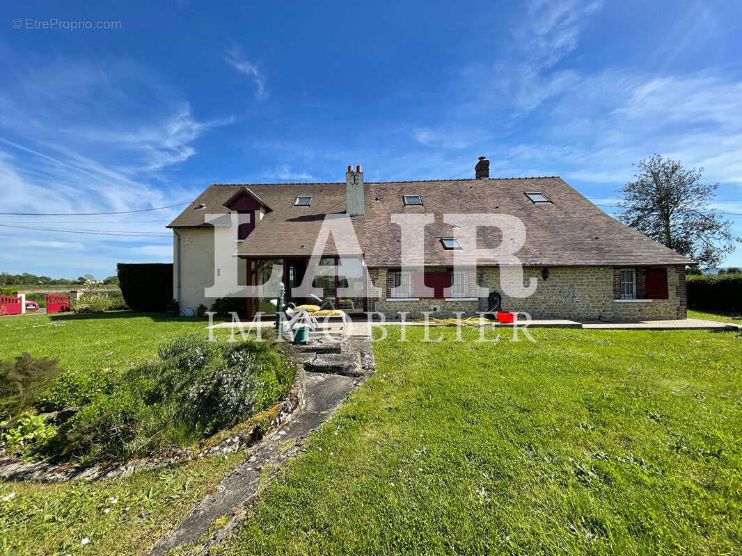 Maison de campagne à vendre, proche du Mêle sur Sarthe, réf B14547 - photo 3