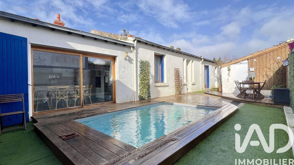 Photo 1 - Maison à LA ROCHELLE