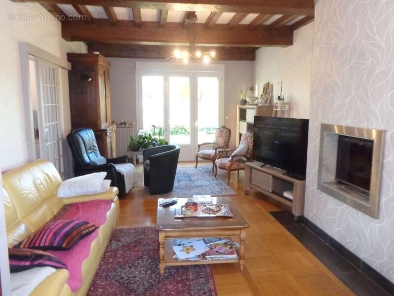 Maison à LA CHAPELLE-JANSON