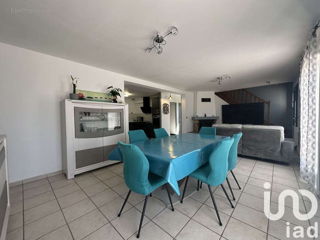 Photo 3 - Maison à VILLENEUVE-SUR-YONNE