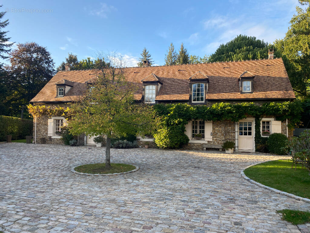 Maison à MONTFORT-L'AMAURY