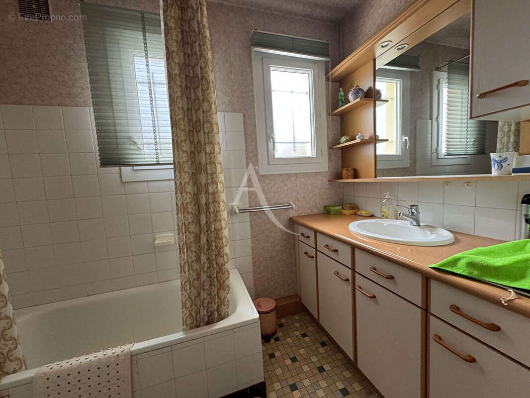 Maison à SELLES-SUR-CHER