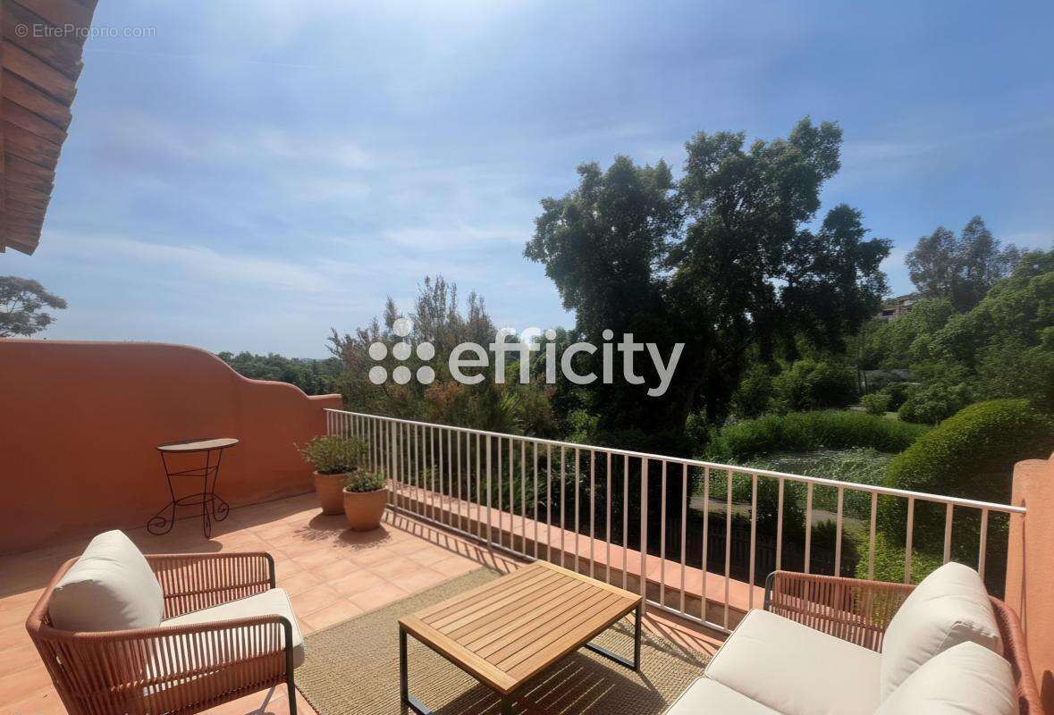 Maison à GRIMAUD