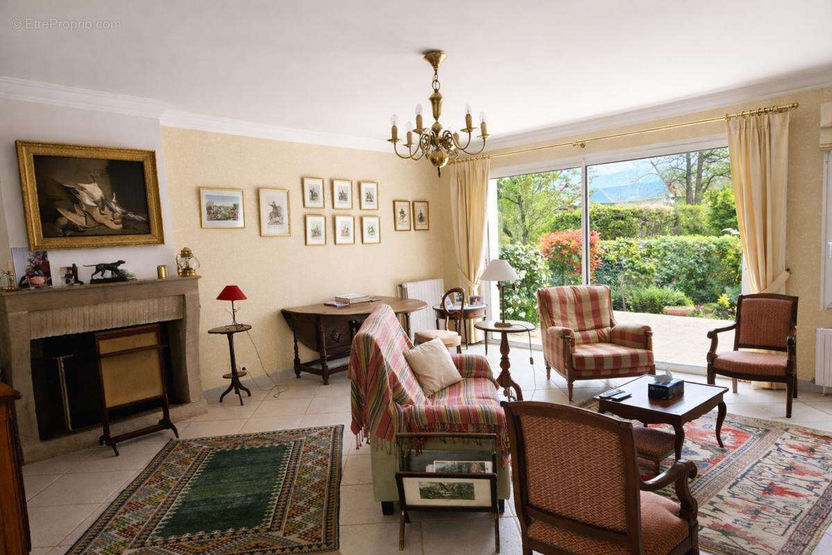 Maison 225 m² à Coulommiers  - photo 7
