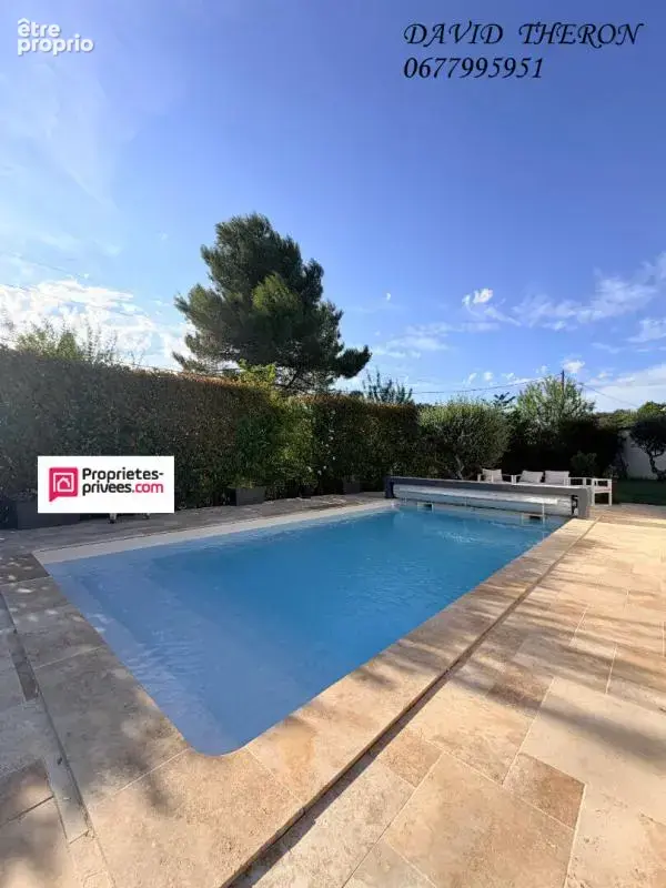 Villa  5 pièce(s) 135 m2   4 chambres  piscine  garage - photo 3