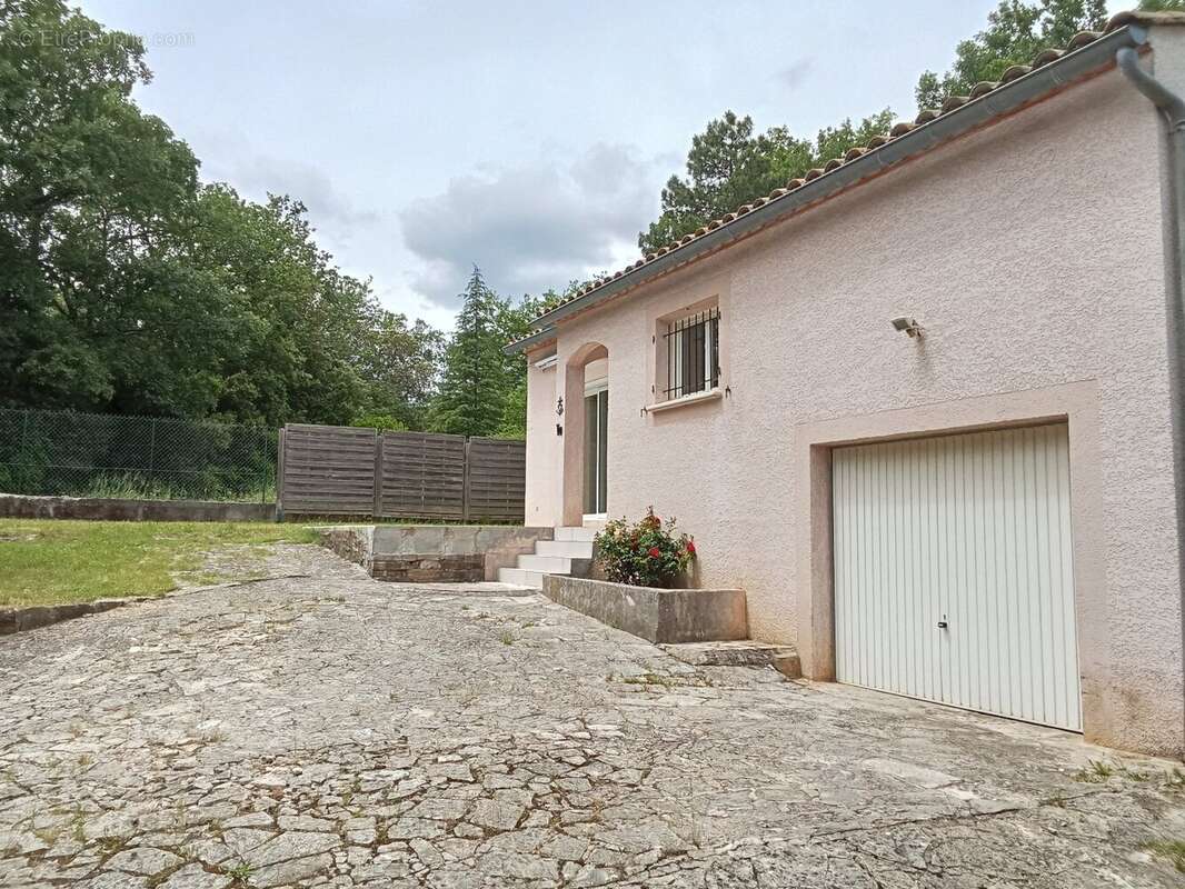Maison à CROS