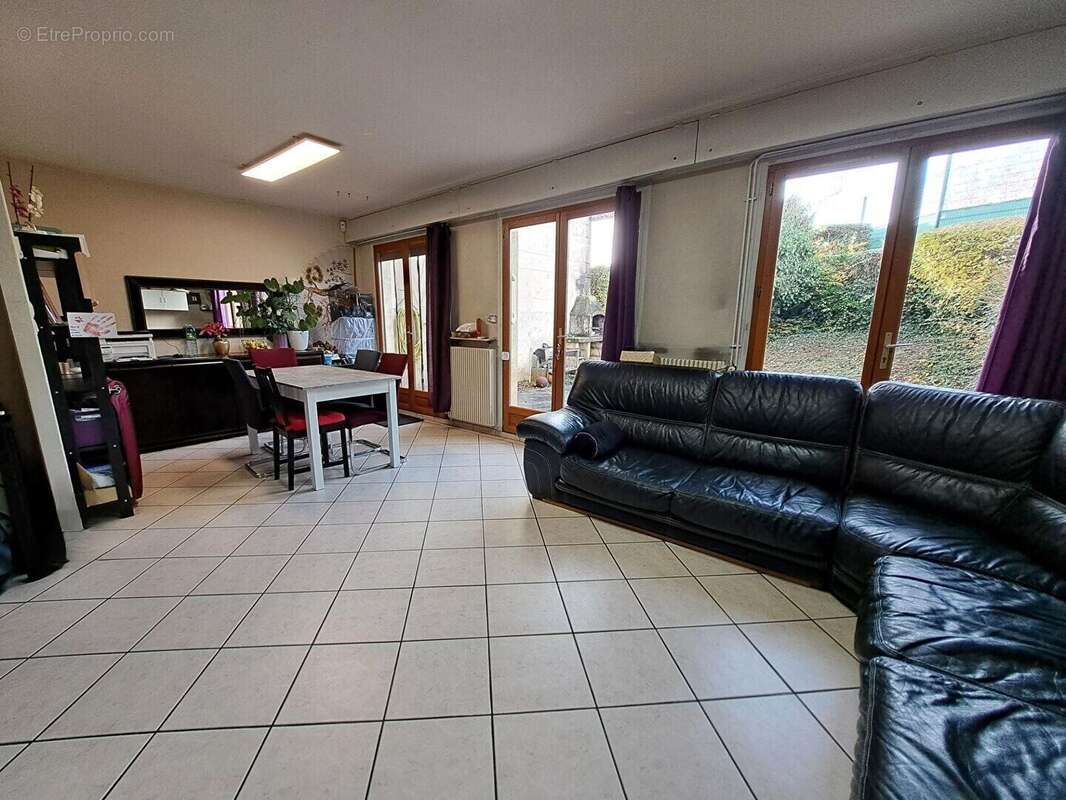 Maison à RIS-ORANGIS