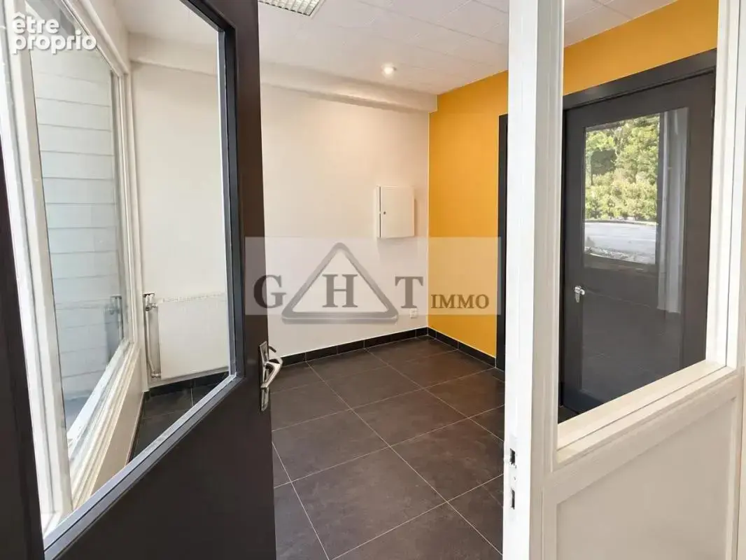 Bâtiment indépendant d’environ 1 764m m² à vendre – franconville - photo 7
