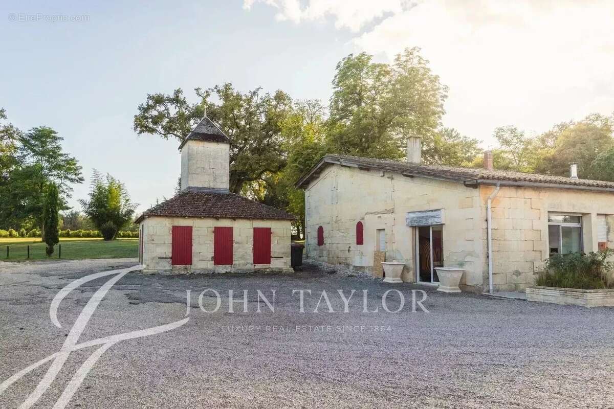 Maison à SADIRAC