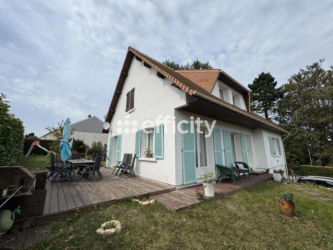 Maison à ARROMANCHES-LES-BAINS