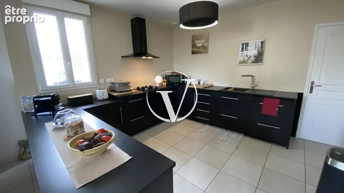 Maison 7 pièces 185 m² à vendre à Vendome (41100) - photo 3