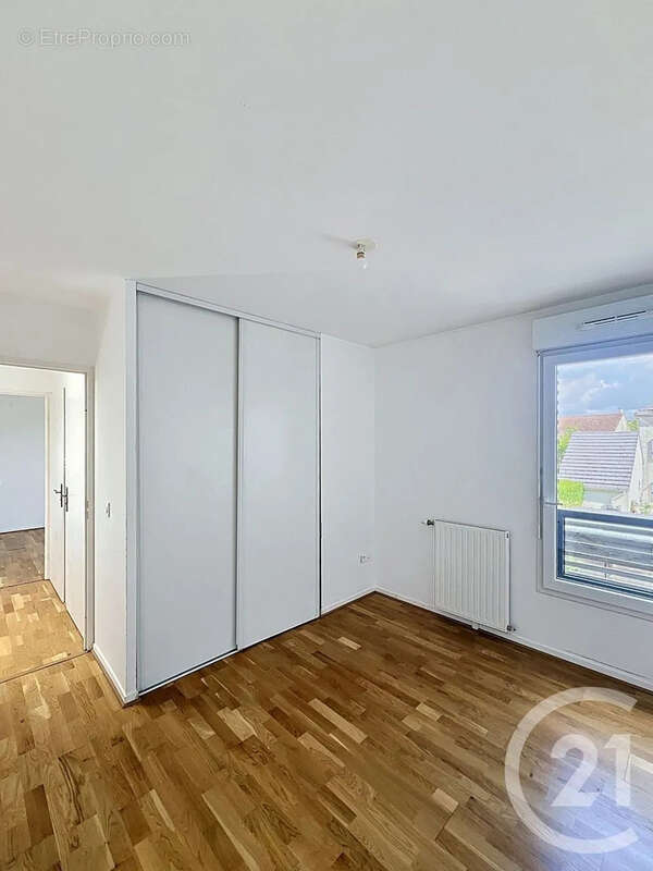 Maison à MOISSY-CRAMAYEL