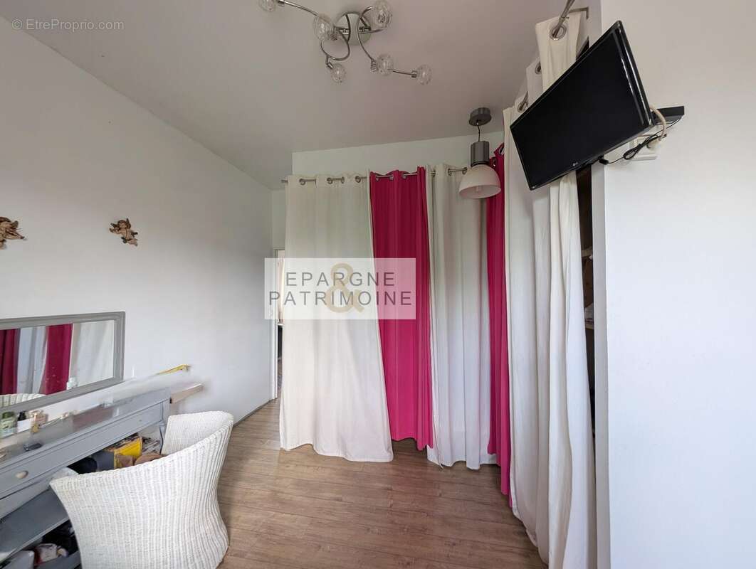 n°7 - Maison à SAINT-LAURENT-DE-MURE