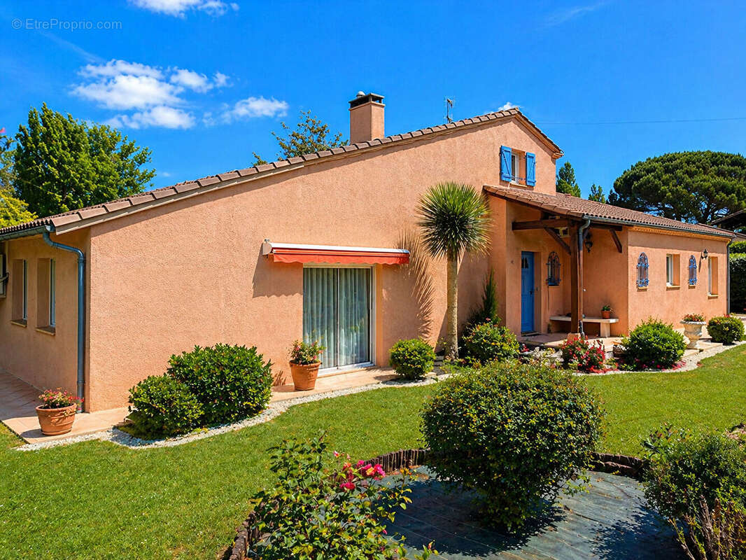 Maison à SAINTE-LIVRADE-SUR-LOT