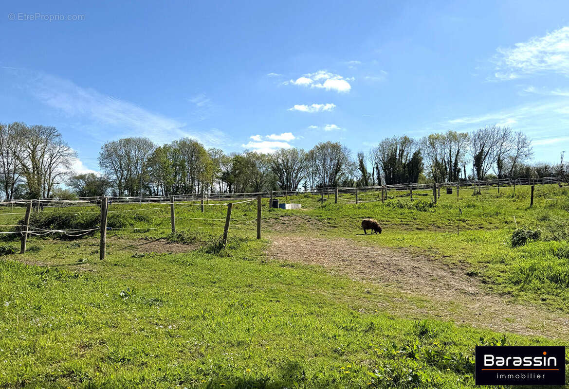 Maison à BRICQUEVILLE-LA-BLOUETTE