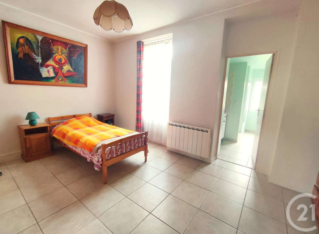 Maison à COSNE-COURS-SUR-LOIRE