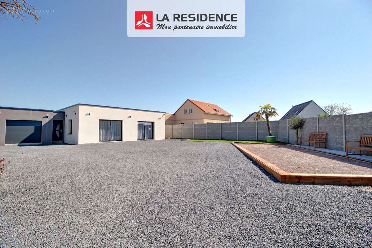 Maison à SAINT-MARCEL