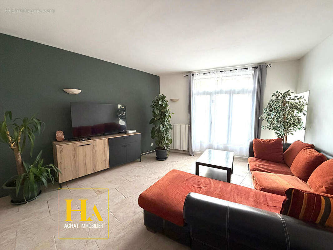 Appartement à ROMANS-SUR-ISERE