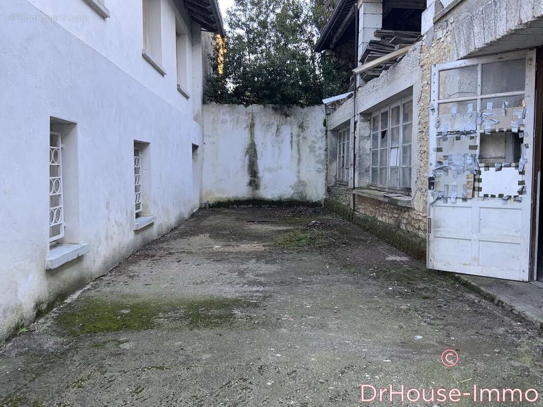 Maison à SAINT-CLAUD