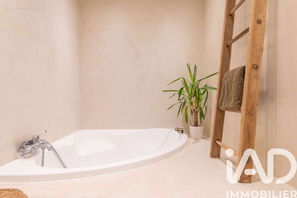 Photo 5 - Appartement à CALUIRE-ET-CUIRE