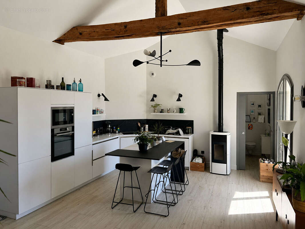 Maison à SAINT-EMILION