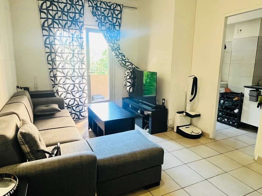 Appartement à MARSEILLE-14E