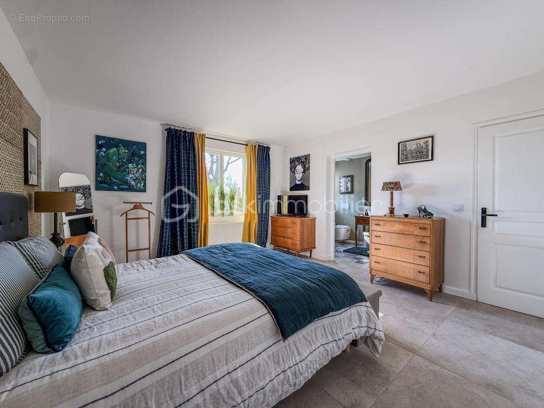 Maison à PONT-L'EVEQUE