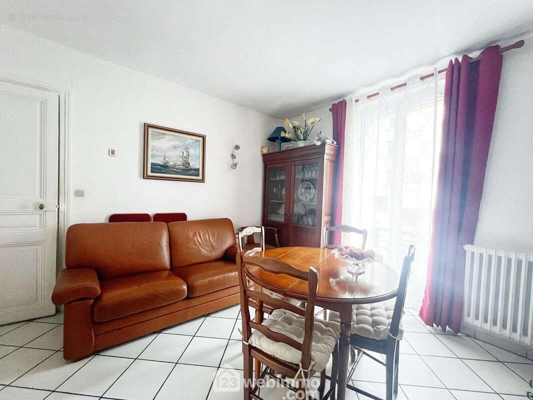 Séjour - Appartement à CHATILLON