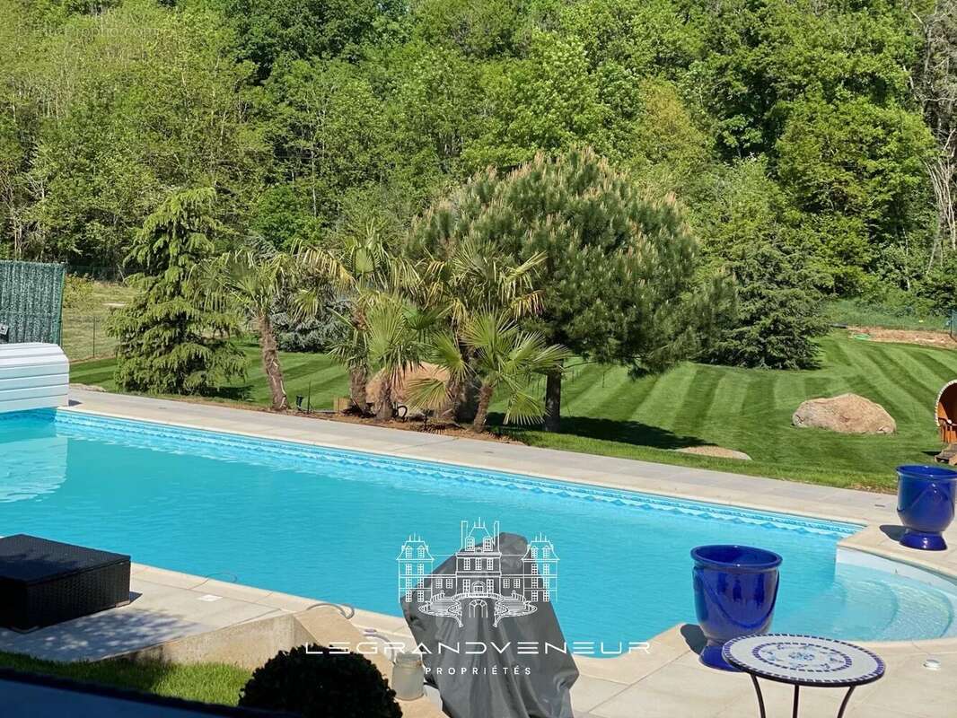 Maison à FONTAINEBLEAU