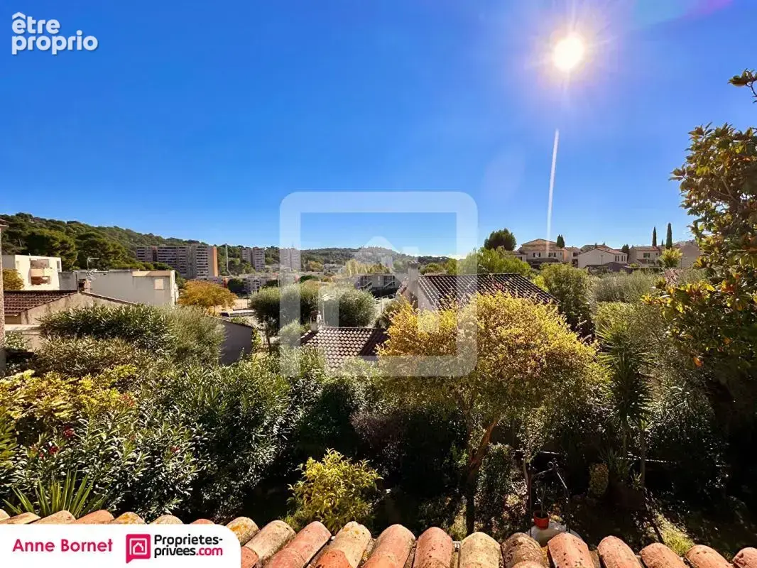 Villa individuelle 6 pièces 148 m2 avec jardin arboré, terrasse et cave - photo 3