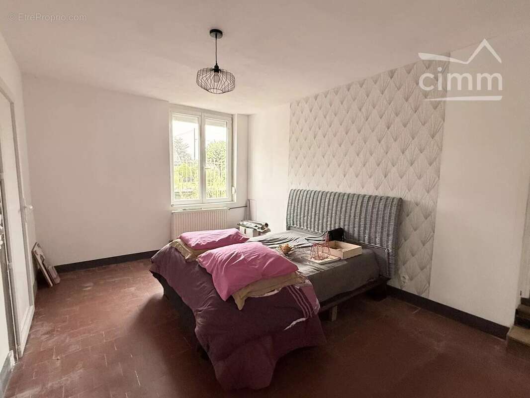 Maison à NOYERS-SUR-CHER