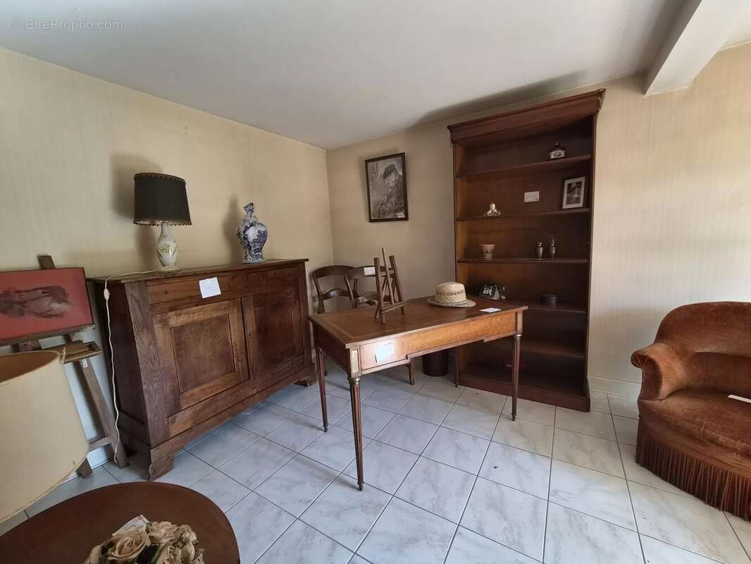 Villa familiale aux beaux volumes – Quartier résidentiel prisé - photo 11