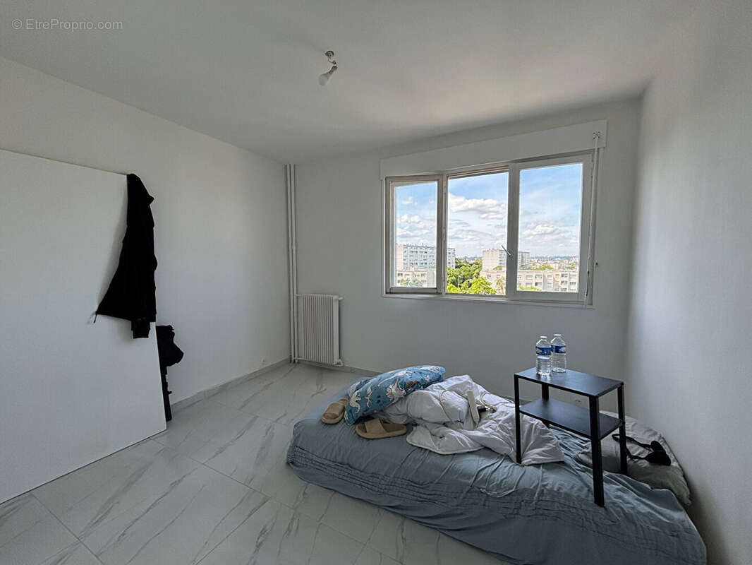 Appartement à BRON
