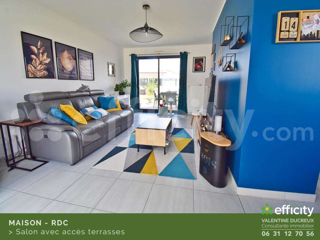 Maison à CHAZELLES-SUR-LYON