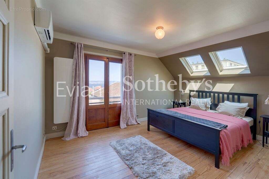 Maison à EVIAN-LES-BAINS